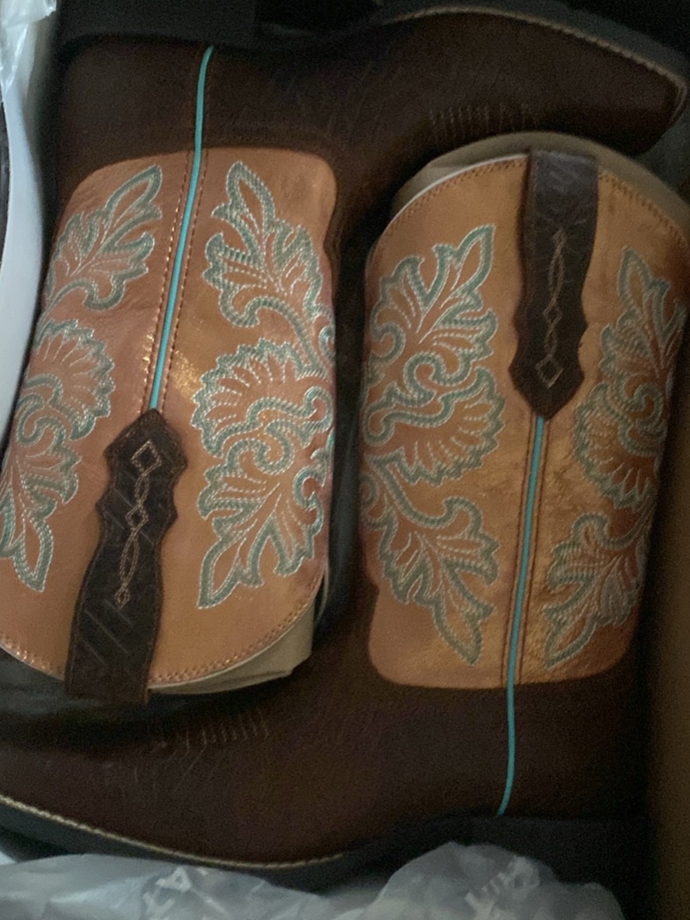 Women’s Ariat Round Up Wide Square Toe StretchFit 9B NIB